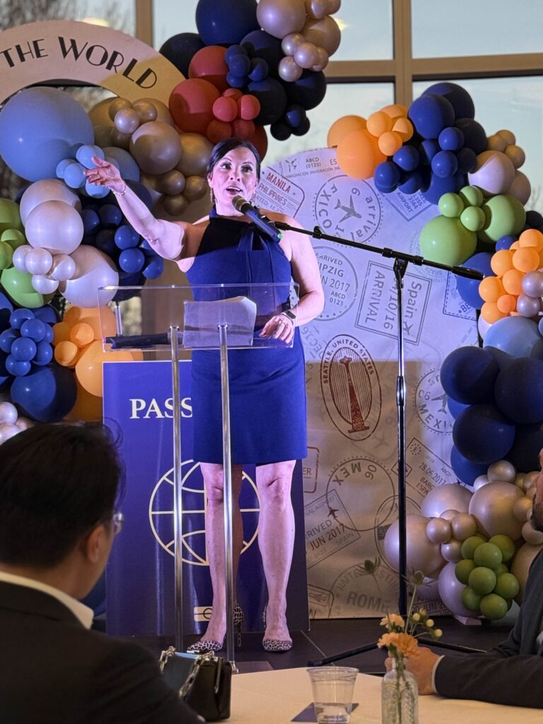 Jenn Mueller reporter for the Seattle Seahawks